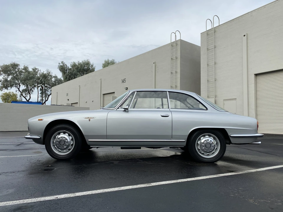 1963 Alfa Romeo 2600 - Image 10 of 31