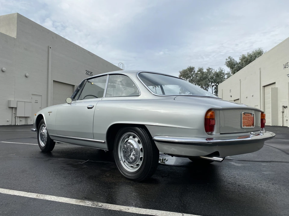 1963 Alfa Romeo 2600 - Image 19 of 31