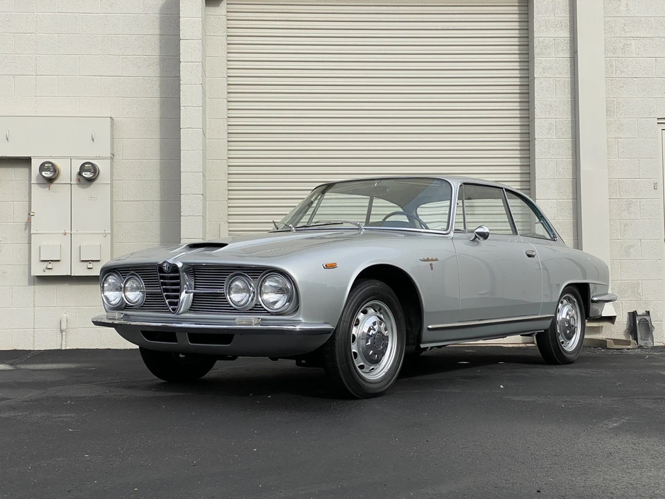 1963 Alfa Romeo 2600 - Image 7 of 31
