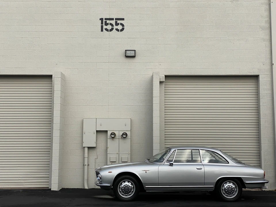 1963 Alfa Romeo 2600 - Image 9 of 31