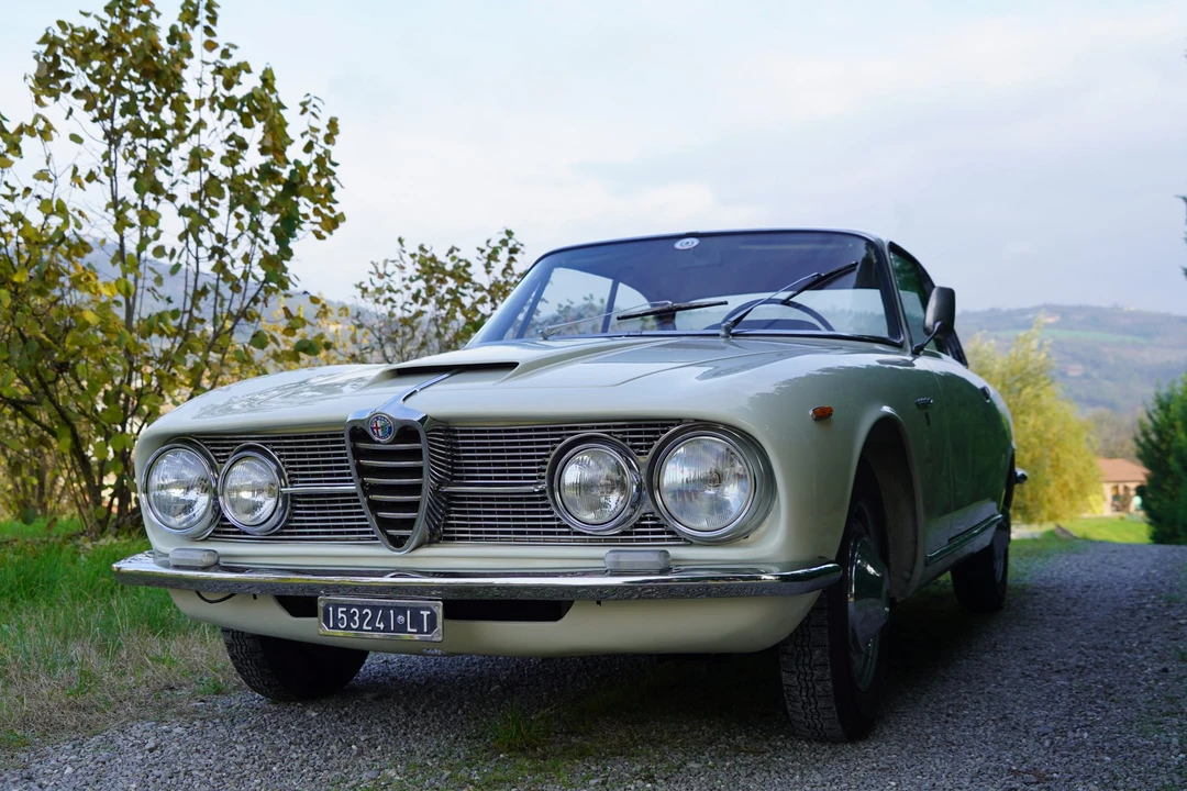 1963 Alfa Romeo 2600 - Image 2 of 31