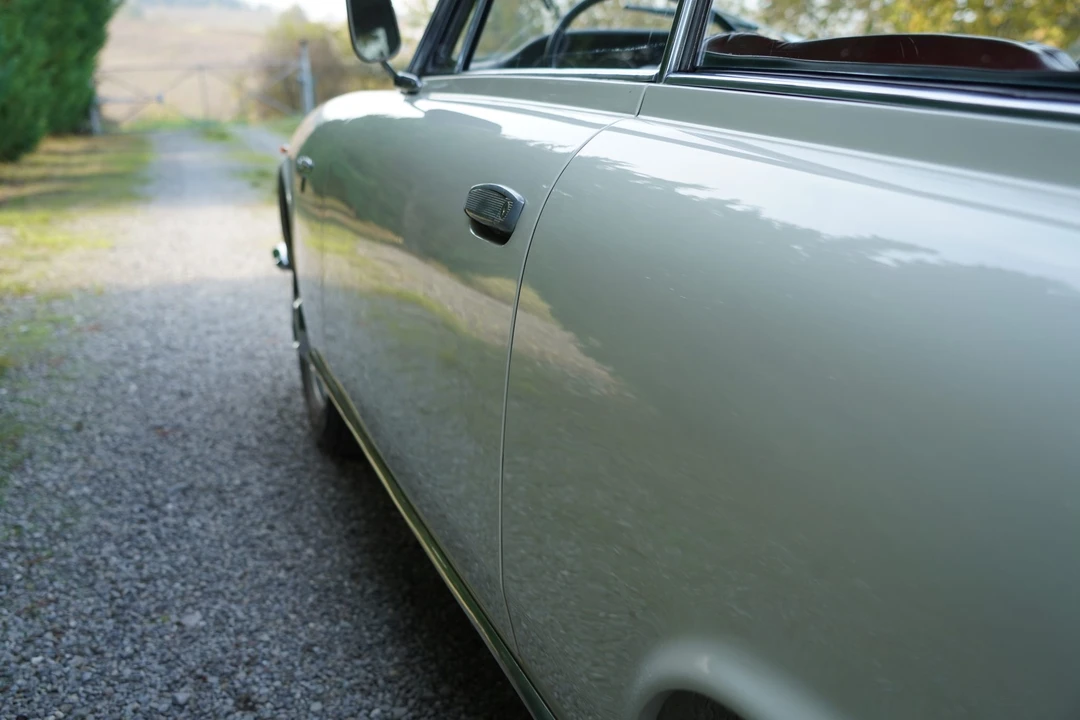 1963 Alfa Romeo 2600 - Image 28 of 31