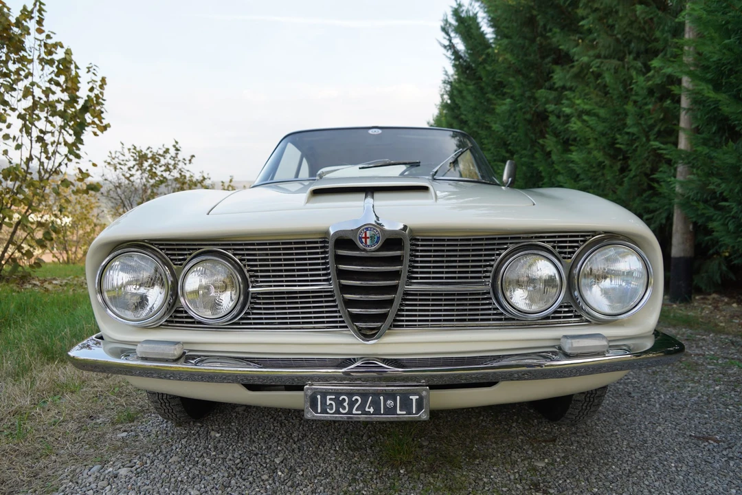1963 Alfa Romeo 2600 - Image 20 of 31