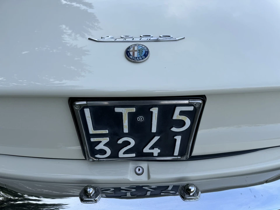 1963 Alfa Romeo 2600 - Image 30 of 31