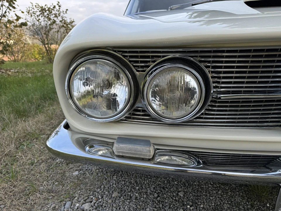 1963 Alfa Romeo 2600 - Image 24 of 31