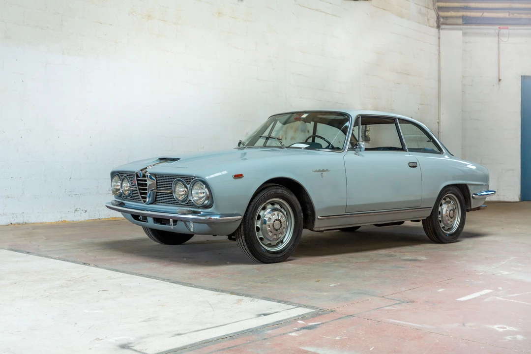 1963 Alfa Romeo 2600 - Image 4 of 31