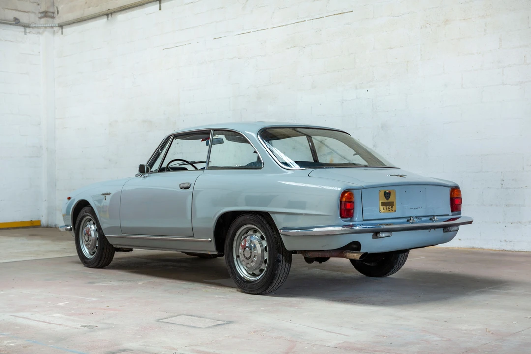 1963 Alfa Romeo 2600 - Image 3 of 31