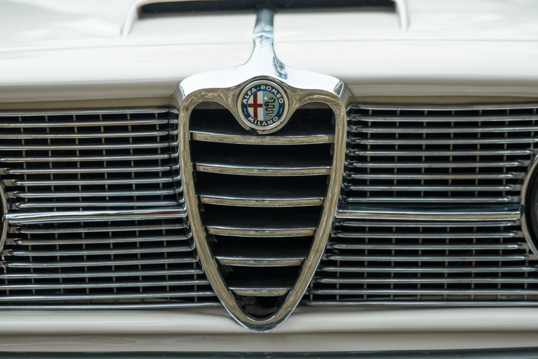 1963 Alfa Romeo 2600 - Image 22 of 31