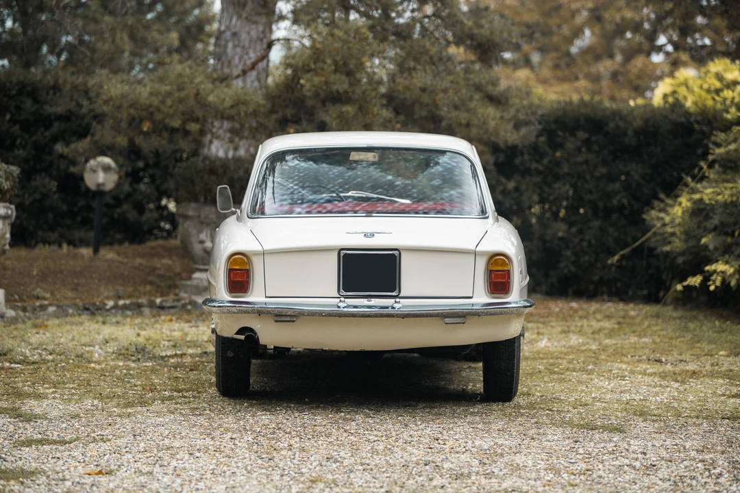 1963 Alfa Romeo 2600 - Image 5 of 31