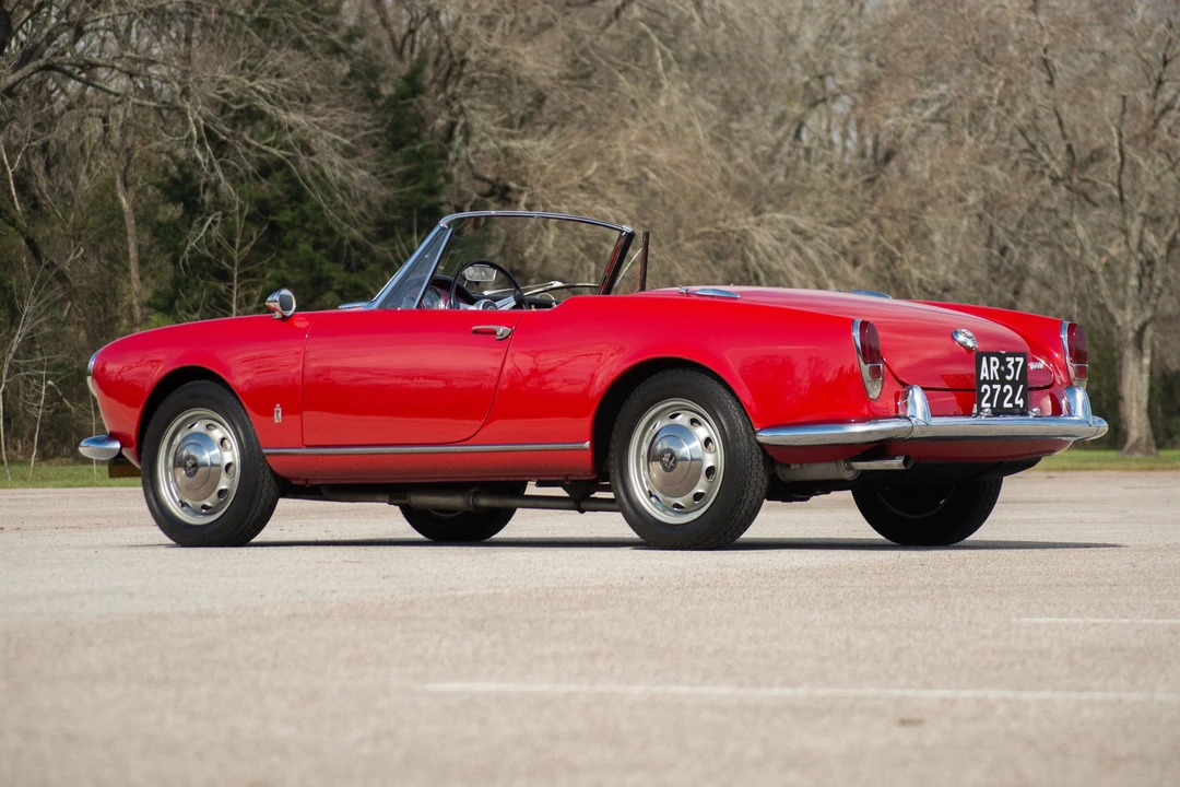1963 Alfa Romeo Giulietta - Image 29 of 31