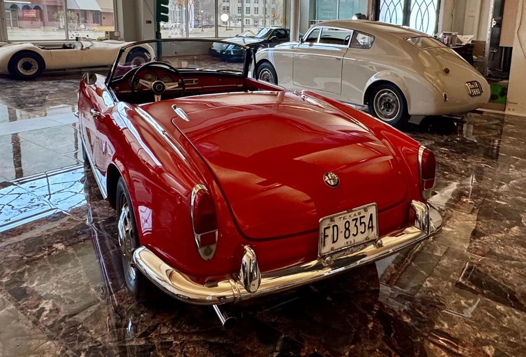 1963 Alfa Romeo 105/115 Series Spider - Image 15 of 31