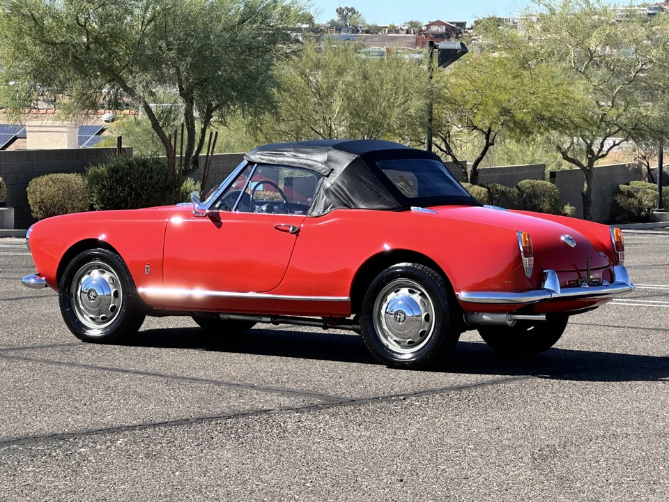 1963 Alfa Romeo Giulietta - Image 11 of 31