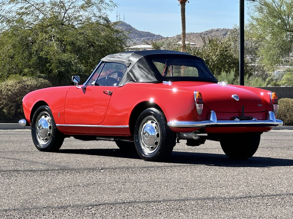 1963 Alfa Romeo Giulietta - Image 10 of 31