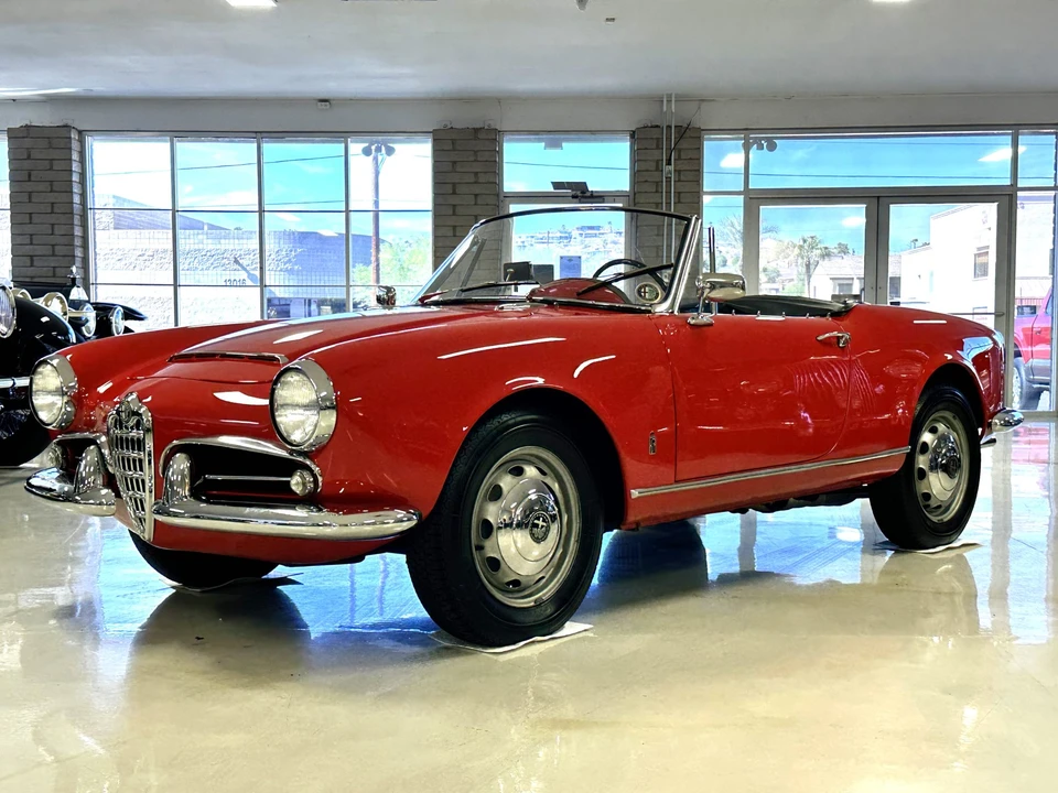 1963 Alfa Romeo Giulietta - Image 17 of 31