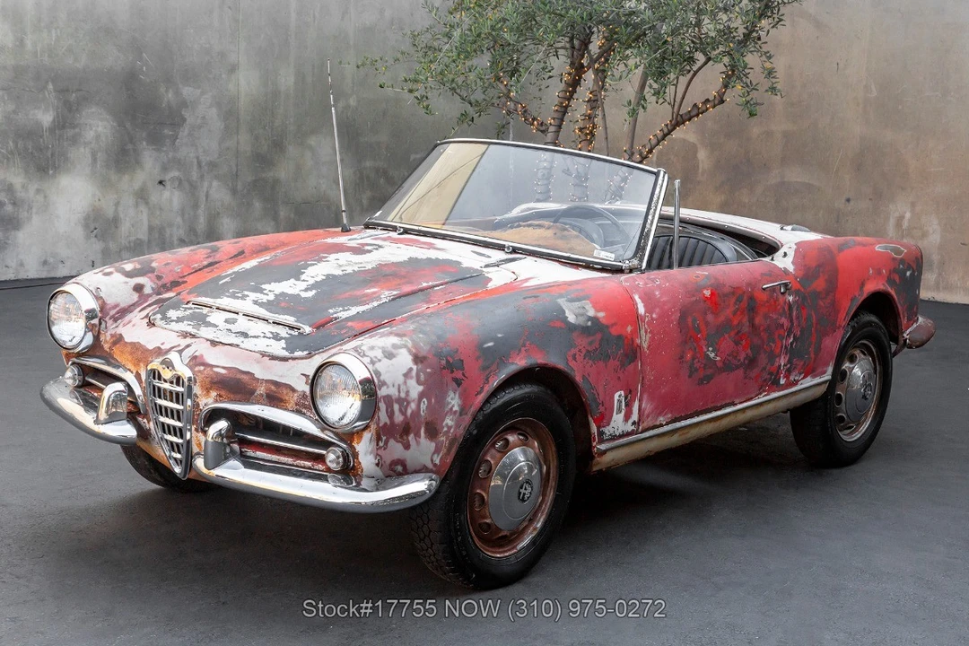 1963 Alfa Romeo 105/115 Series Spider - Image 9 of 31