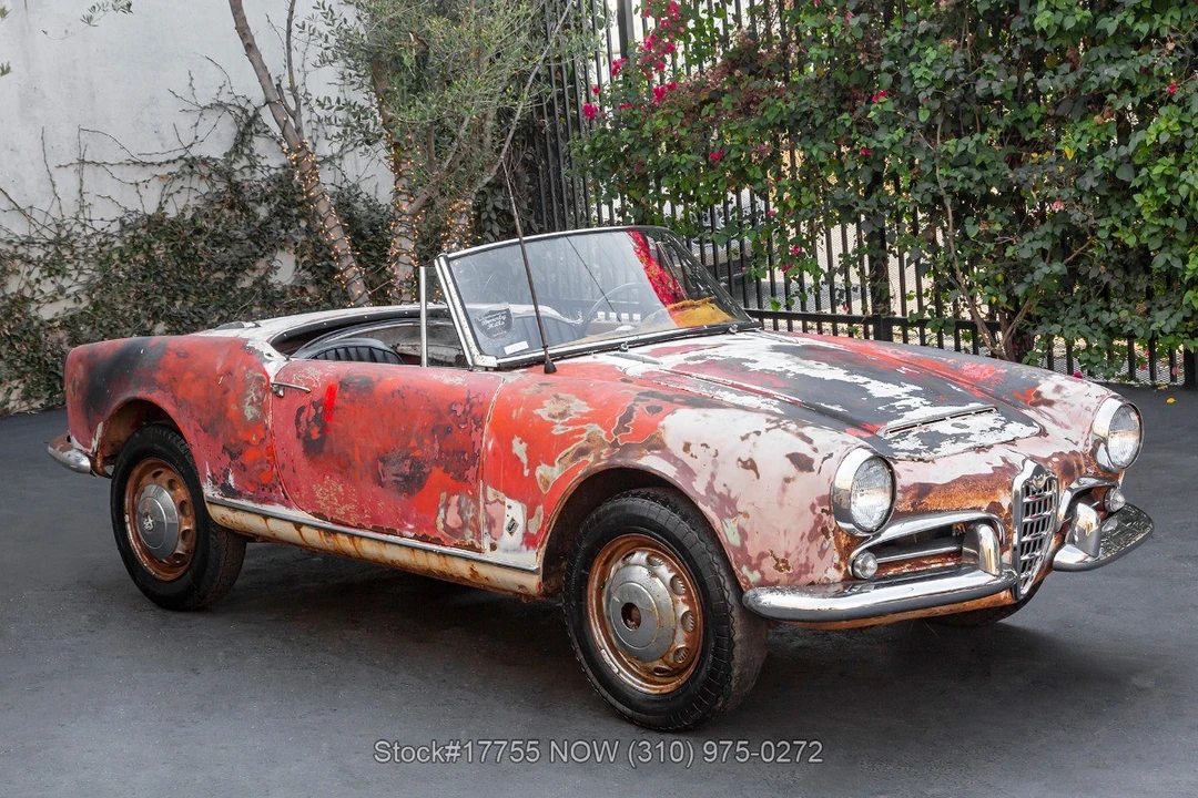 1963 Alfa Romeo 105/115 Series Spider - Image 3 of 31