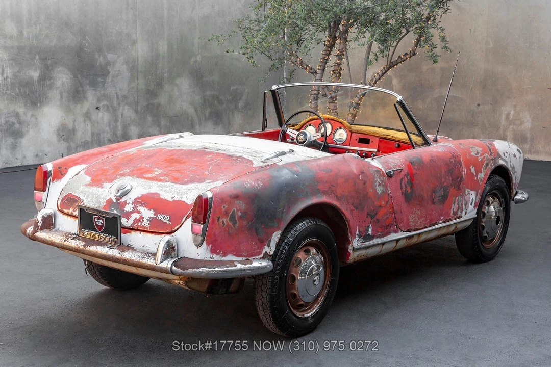 1963 Alfa Romeo 105/115 Series Spider - Image 6 of 31