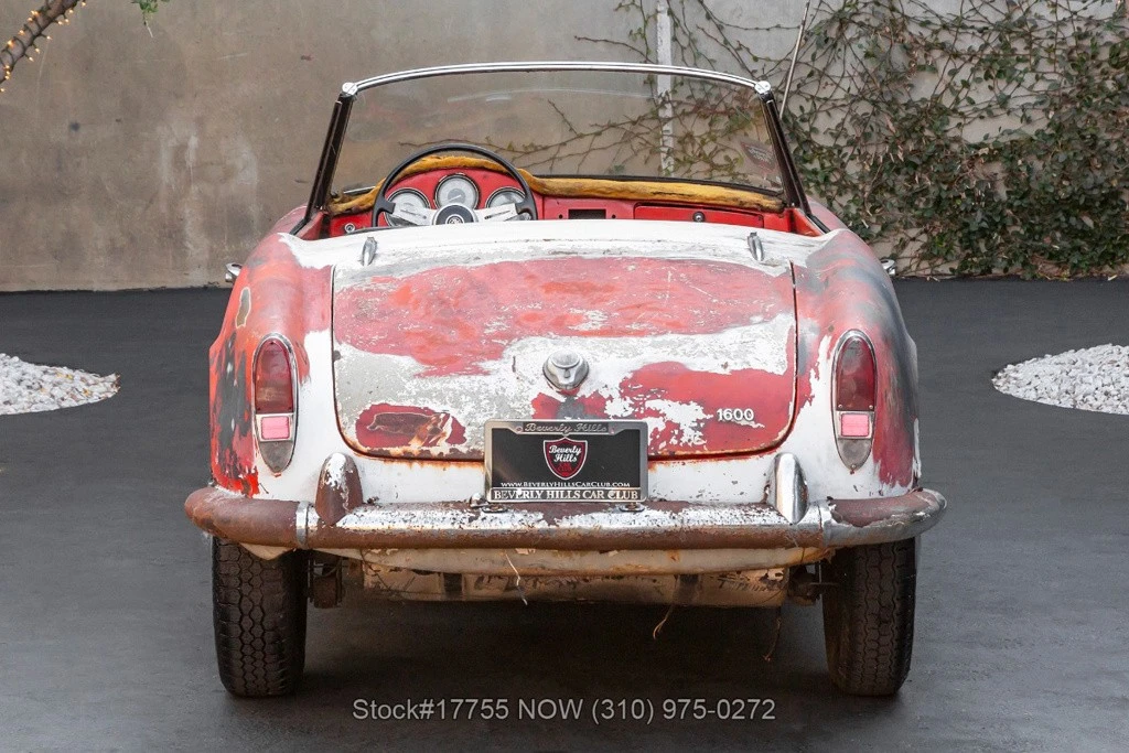 1963 Alfa Romeo Giulietta - Image 6 of 12