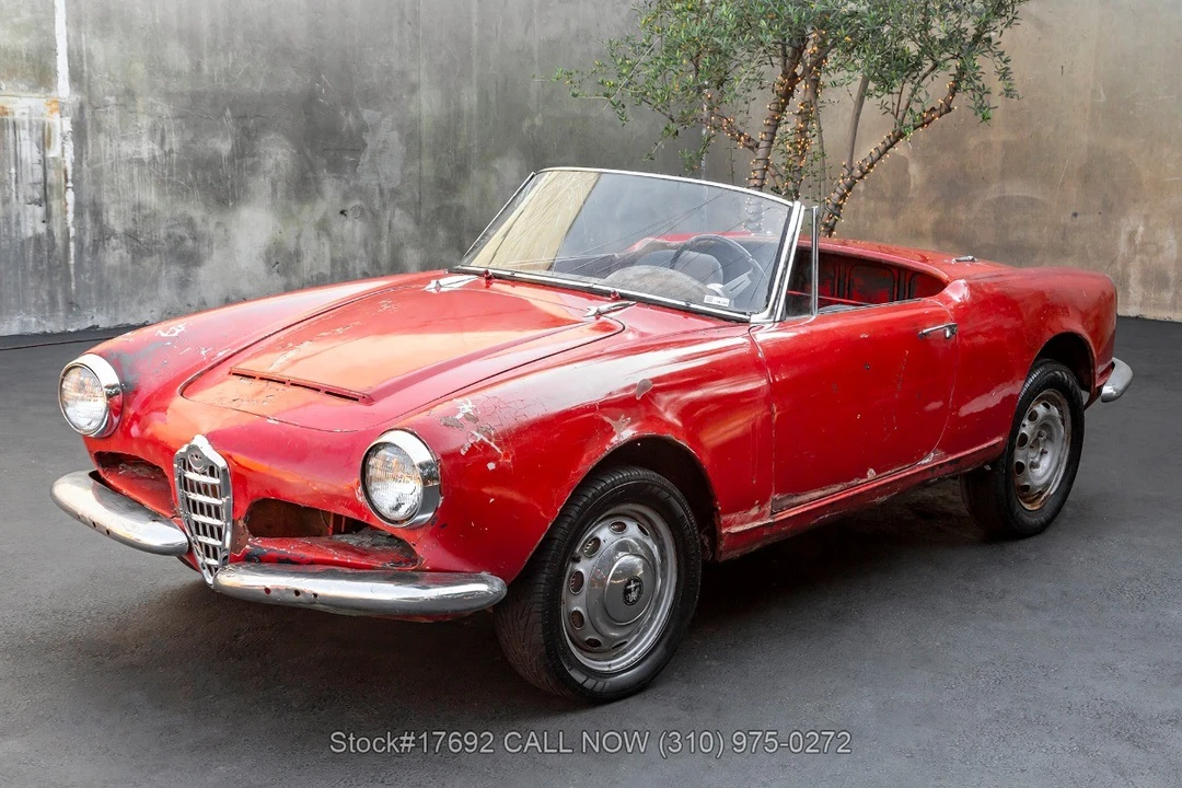 1963 Alfa Romeo 105/115 Series Spider - Image 9 of 31
