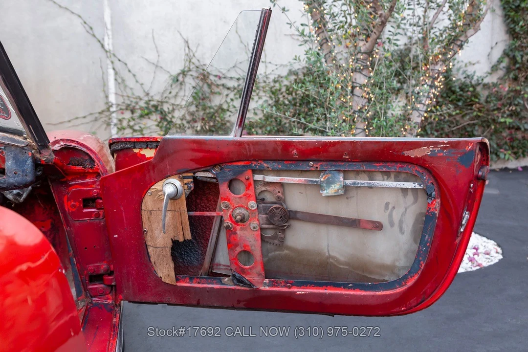 1963 Alfa Romeo 105/115 Series Spider - Image 22 of 31