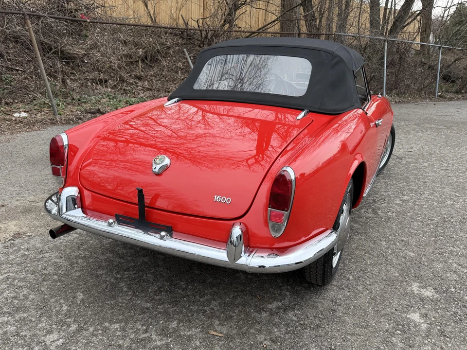 1963 Alfa Romeo Giulietta - Image 15 of 31