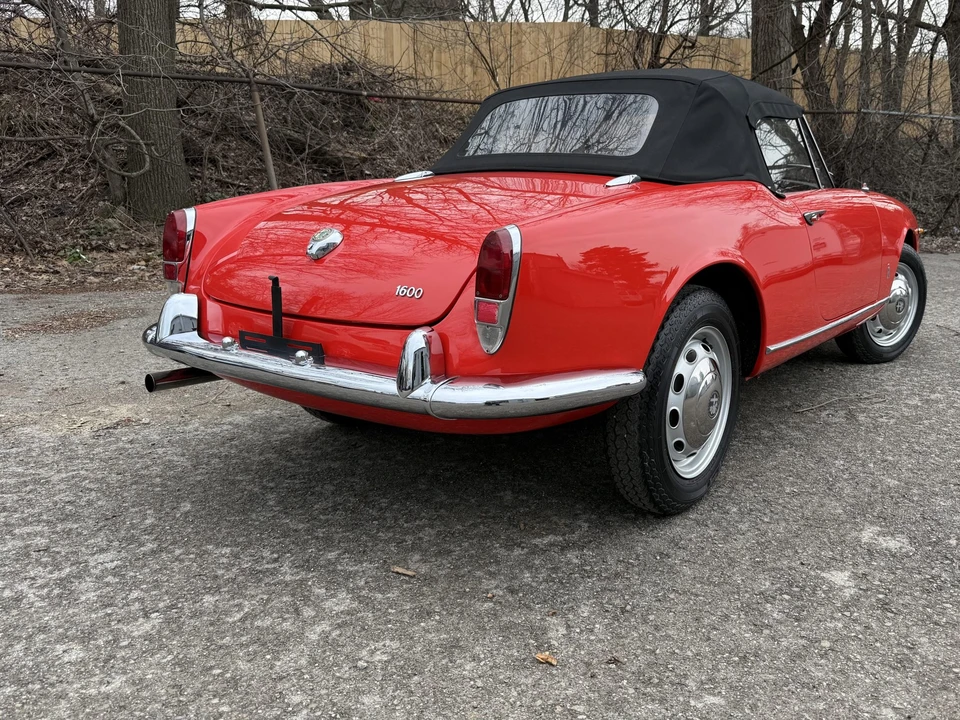 1963 Alfa Romeo Giulietta - Image 16 of 31