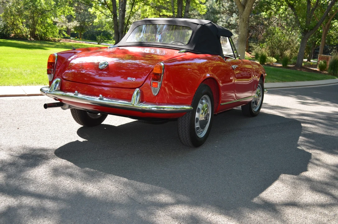 1963 Alfa Romeo Giulietta - Image 15 of 31