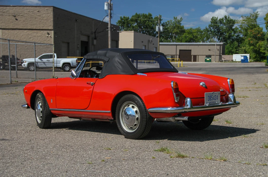 1963 Alfa Romeo Giulietta - Image 14 of 31