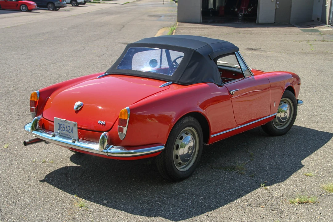1963 Alfa Romeo Giulietta - Image 10 of 31