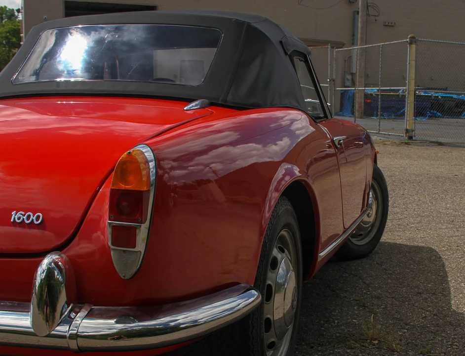 1963 Alfa Romeo Giulietta - Image 20 of 31