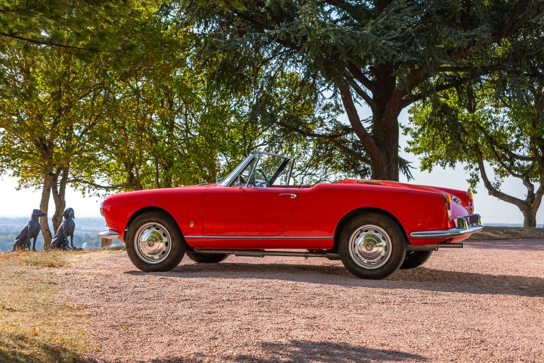 1963 Alfa Romeo Giulietta - Image 14 of 31