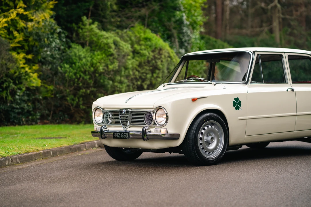 1963 Alfa Romeo Giulia Sprint GT - Image 11 of 31