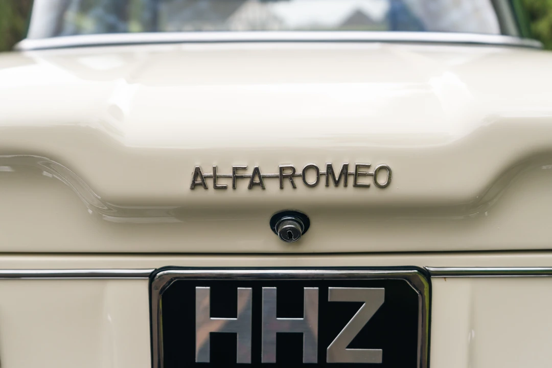 1963 Alfa Romeo Giulia Sprint GT - Image 31 of 31