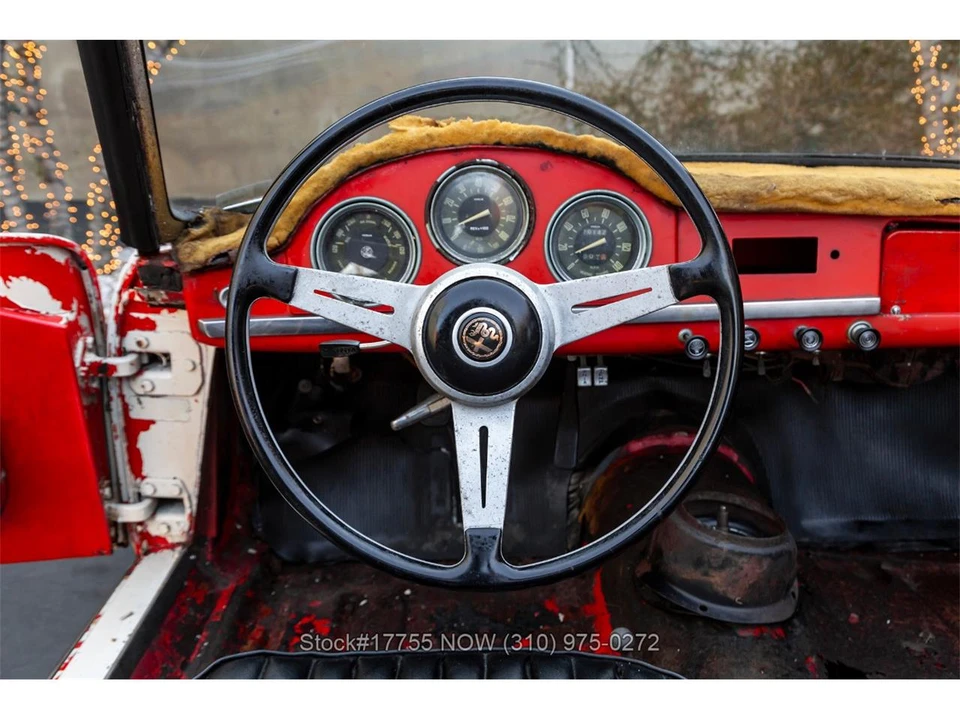 1963 Alfa Romeo Giulia Sprint GT - Image 17 of 31