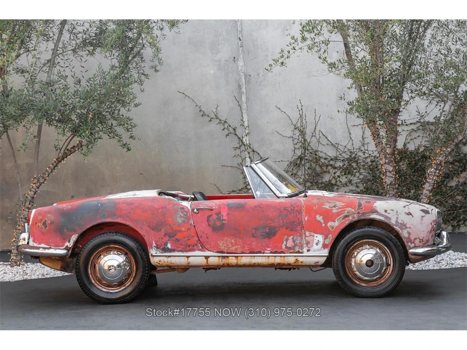1963 Alfa Romeo Giulia Sprint GT - Image 3 of 31