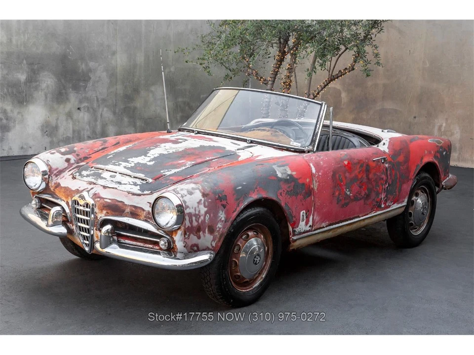 1963 Alfa Romeo Giulia Sprint GT - Image 7 of 31