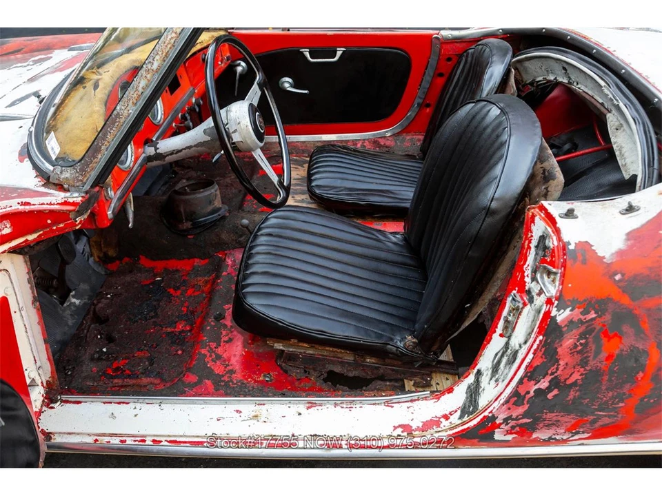 1963 Alfa Romeo Giulia Sprint GT - Image 14 of 31