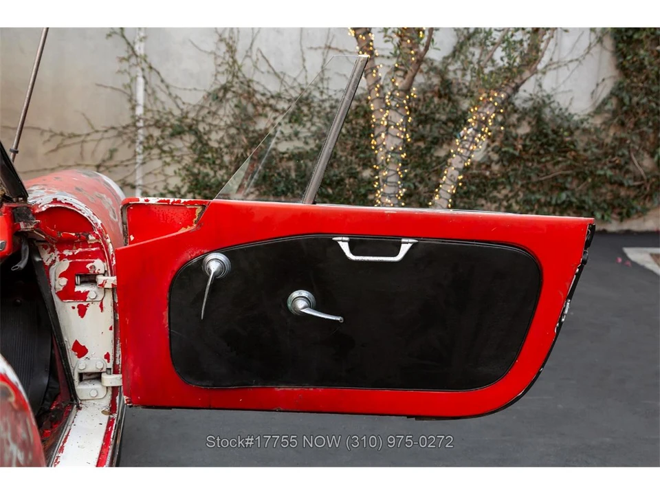 1963 Alfa Romeo Giulia Sprint GT - Image 21 of 31