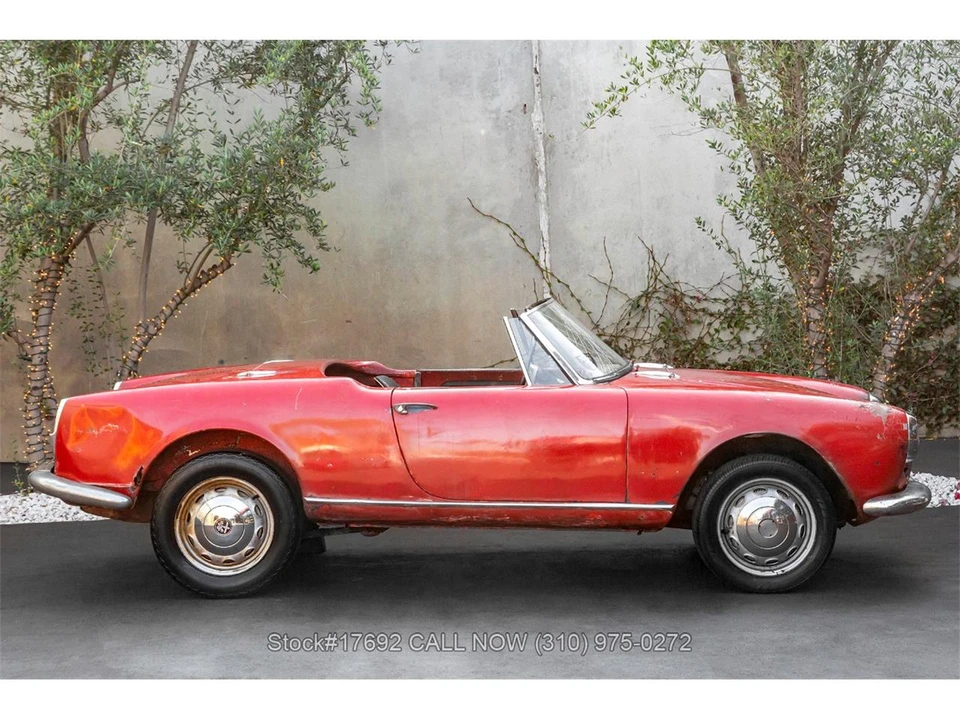 1963 Alfa Romeo Giulia Sprint GT - Image 3 of 31