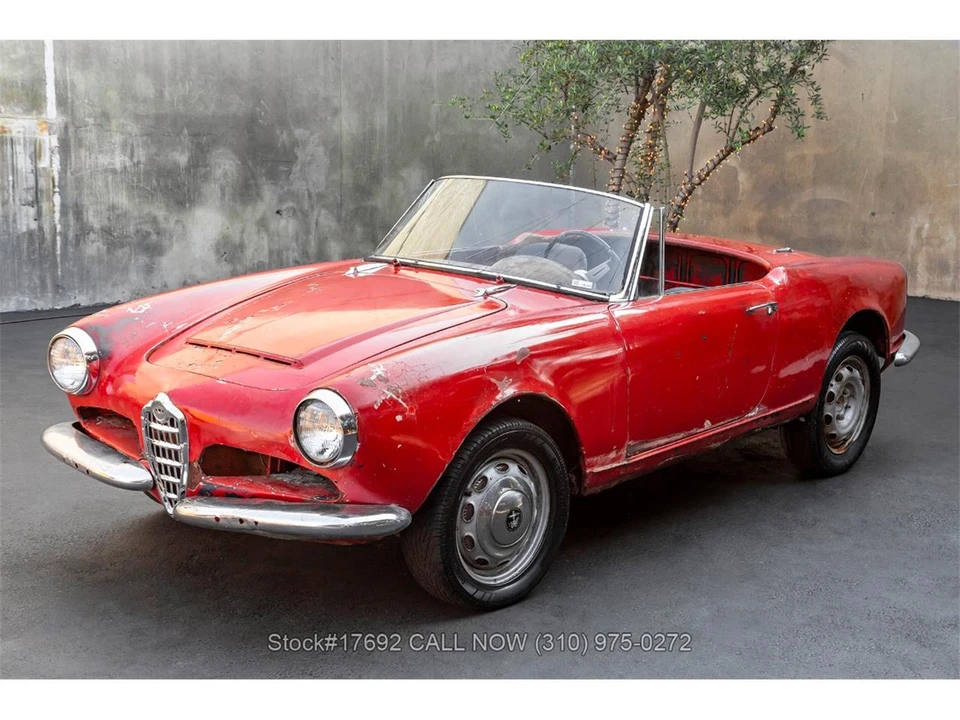1963 Alfa Romeo Giulia Sprint GT - Image 7 of 31