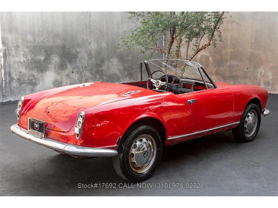 1963 Alfa Romeo Giulia Sprint GT - Image 4 of 31