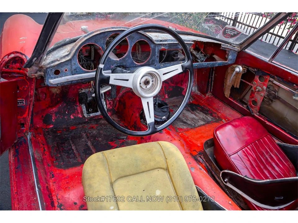 1963 Alfa Romeo Giulia Sprint GT - Image 16 of 31