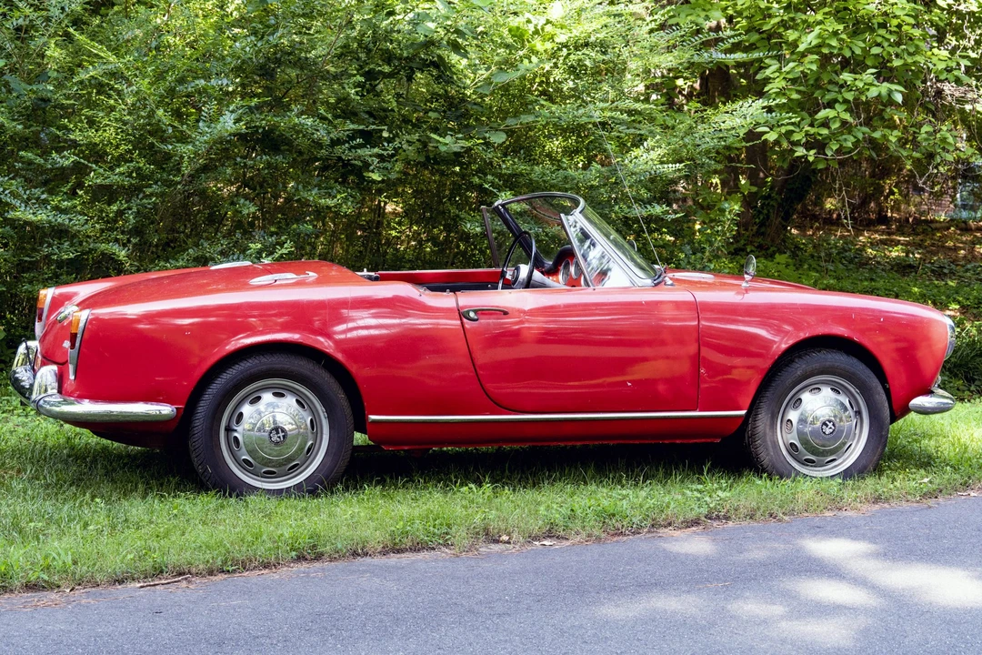 1963 Alfa Romeo Giulietta - Image 11 of 31