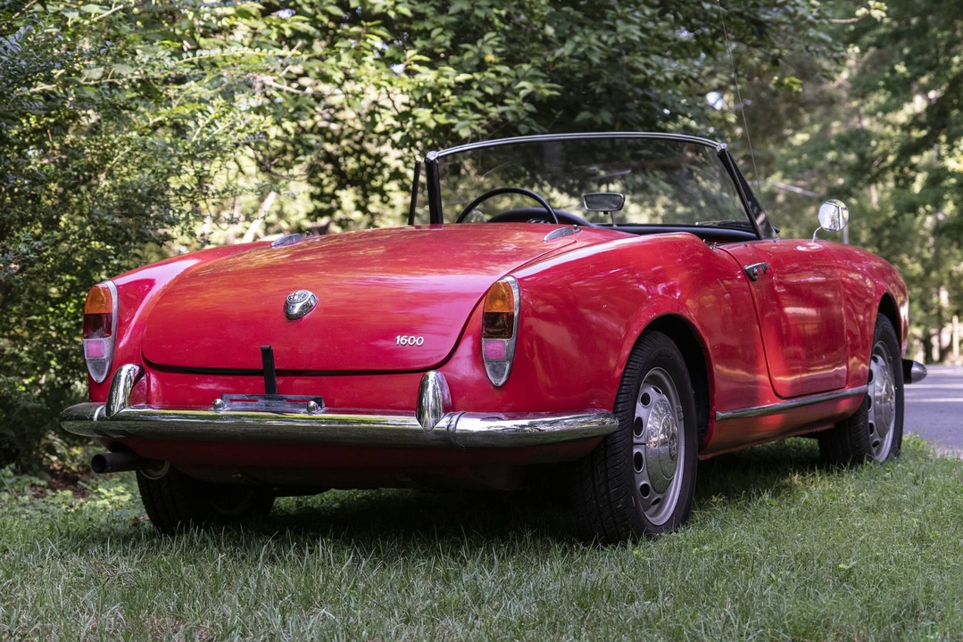 1963 Alfa Romeo Giulietta - Image 8 of 31