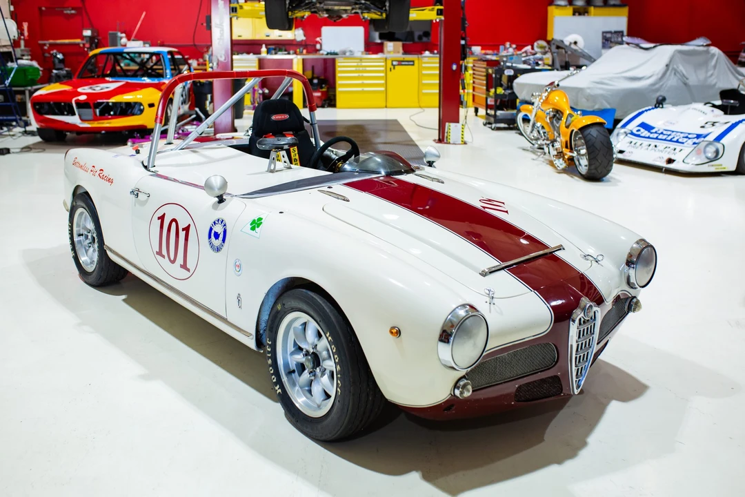 1963 Alfa Romeo Giulietta - Image 17 of 31