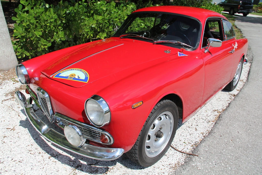 1963 Alfa Romeo Giulia Sprint GT - Image 2 of 31