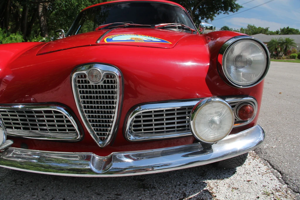 1963 Alfa Romeo Giulia Sprint GT - Image 16 of 31