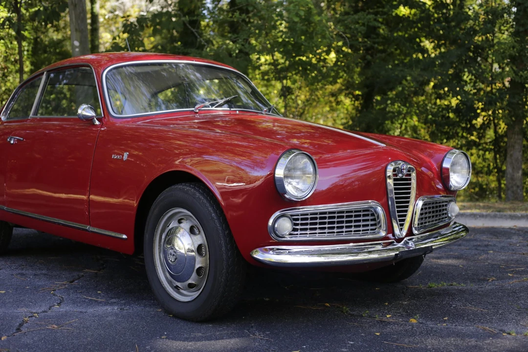 1963 Alfa Romeo Giulietta - Image 18 of 31