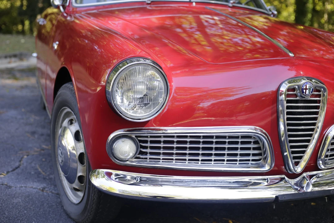 1963 Alfa Romeo Giulietta - Image 27 of 31