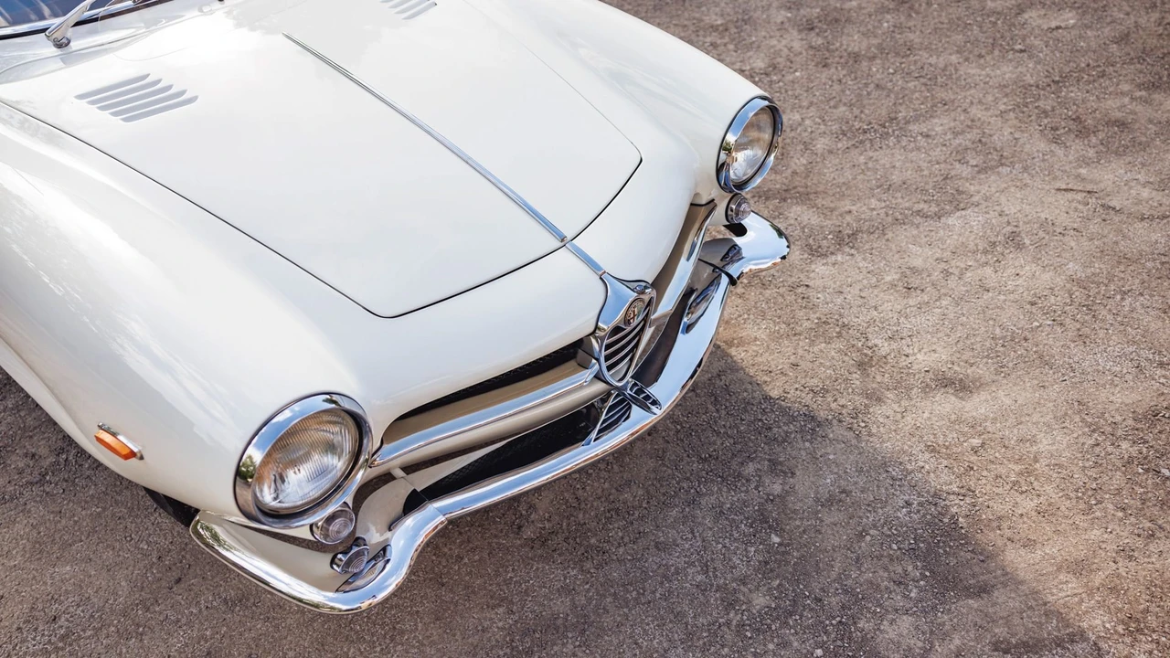 1963 Alfa Romeo Giulietta Sprint Speciale - Image 21 of 31